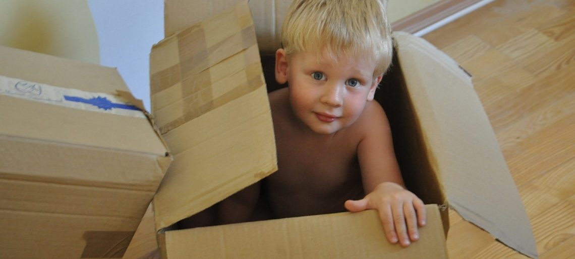 6 Tips to Prepare Your Kids For a Long-Distance Move